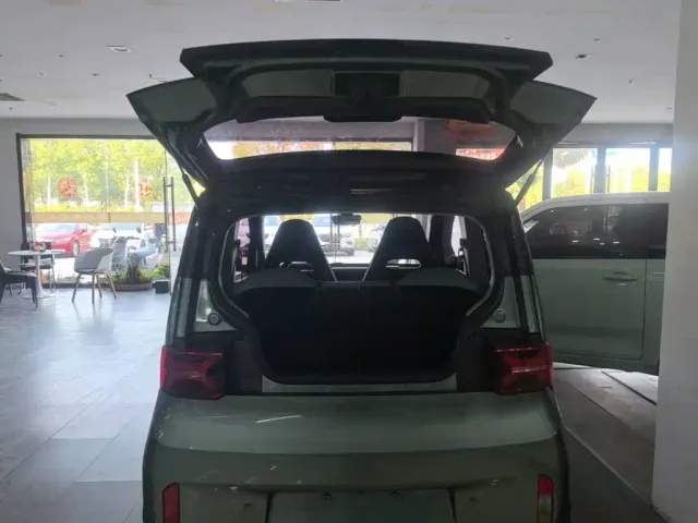 Wuling Hongguang Mini EV — Фото автомобиля 18
