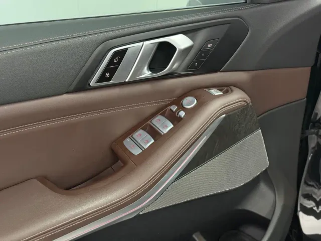 BMW X5 — Фото автомобиля 11