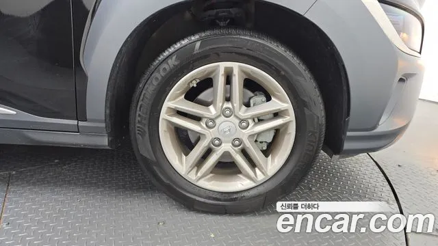 Hyundai Kona Kona (New) — Фото автомобиля 27