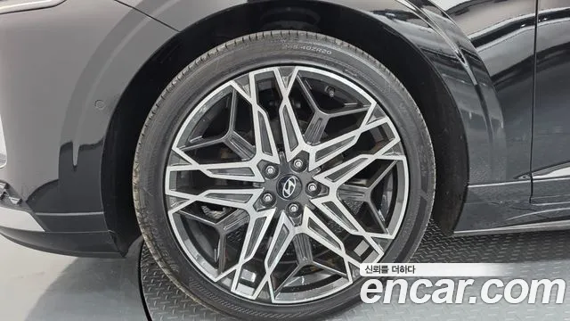 Hyundai Grandeur GN7 — Фото автомобиля 5