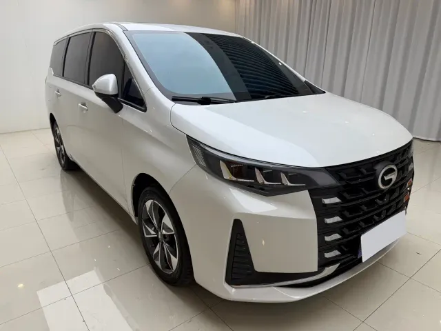 GAC Trumpchi M6 — Фото автомобиля 3