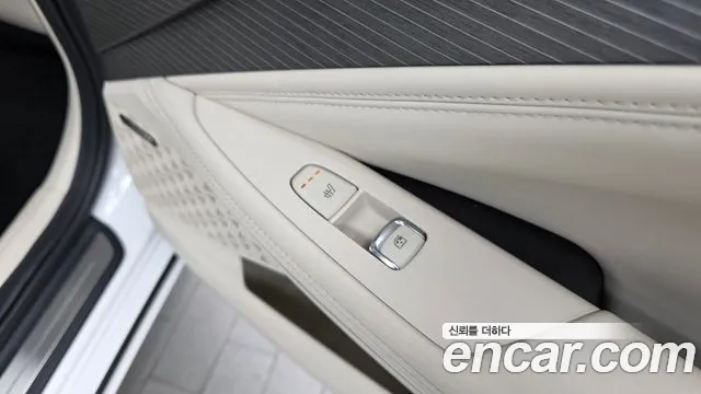 Kia K8 K8 (New) Hybrid — Фото автомобиля 18
