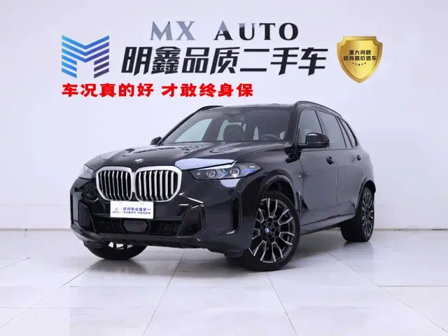 Фотография автомобиля — BMW X5