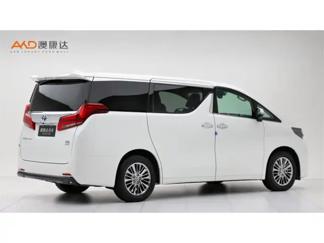 Toyota Alphard — Фото автомобиля 3