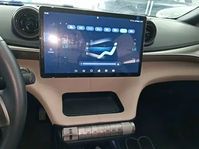 BYD Dolphin — Фото автомобиля 12