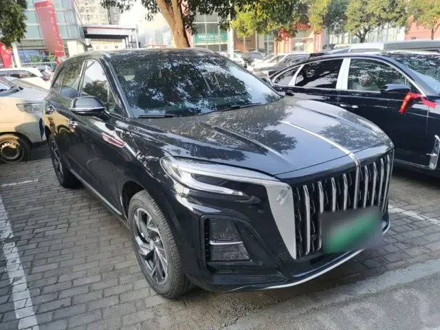 Hongqi HS3 PHEV — Фото автомобиля 3