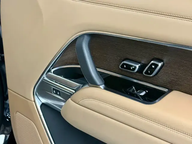 Land Rover Range Rover — Фото автомобиля 21