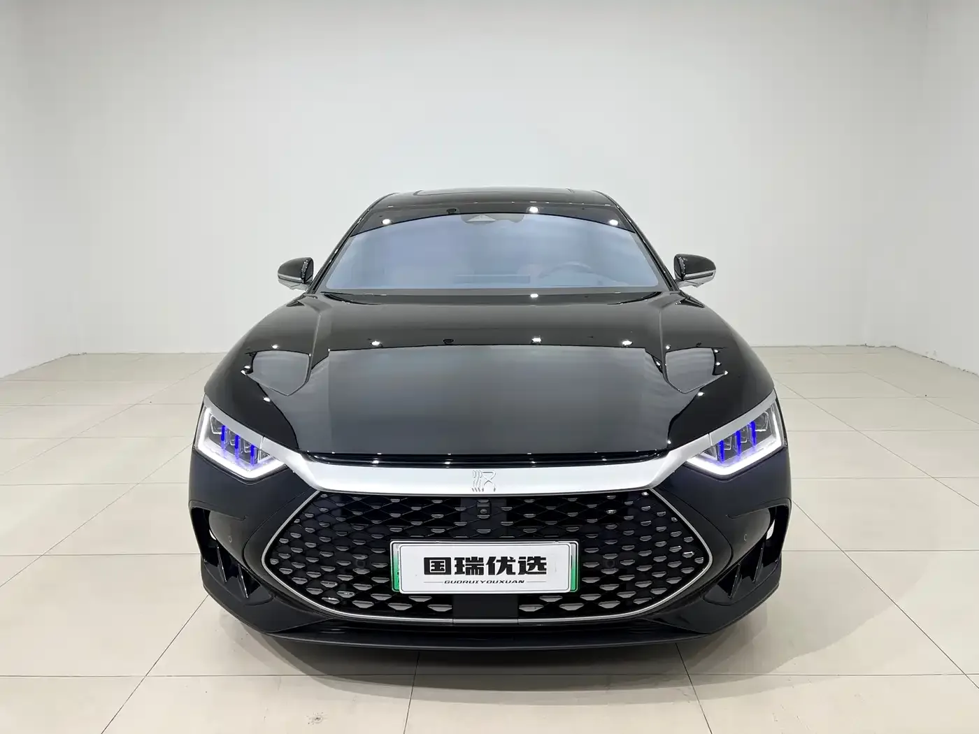 BYD Han 2022 DM-p 202KM AWD Flagship — Фото автомобиля 2