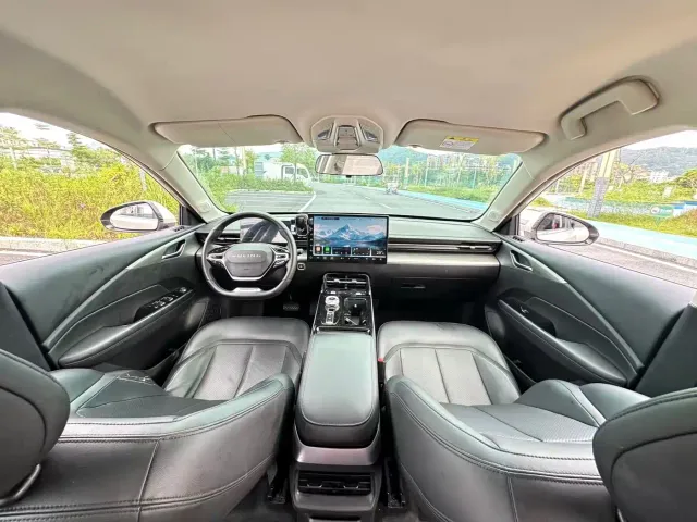 Wuling Starlight — Фото автомобиля 12