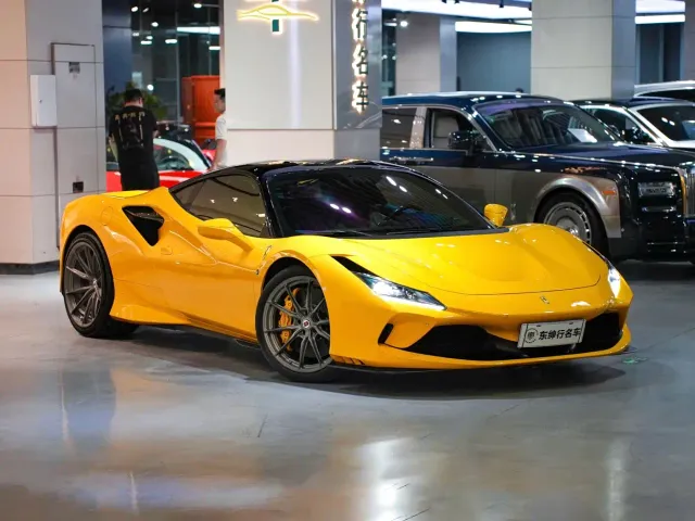 Ferrari F8 — Фото автомобиля 3