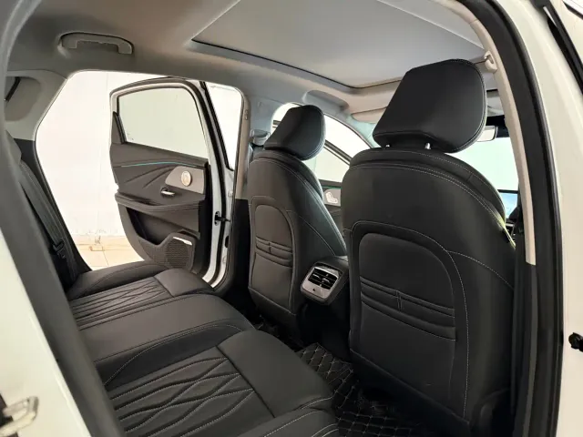 Chery Arrizo 8 — Фото автомобиля 11