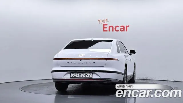 Hyundai Grandeur GN7 — Фото автомобиля 4