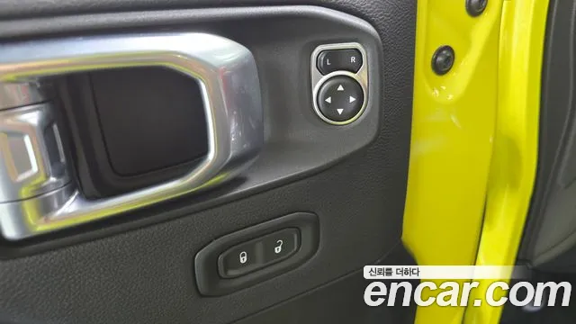 Jeep Wrangler Wrangler (JL) 2.0 Sahara 4 двери — Фото автомобиля 18