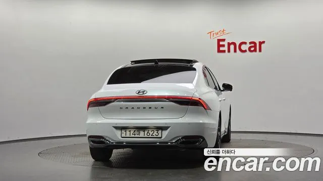 Hyundai Grandeur — Фото автомобиля 3