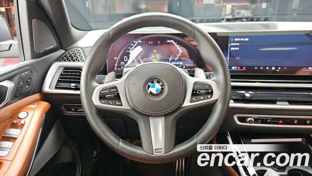 BMW X7 — Фото автомобиля 10