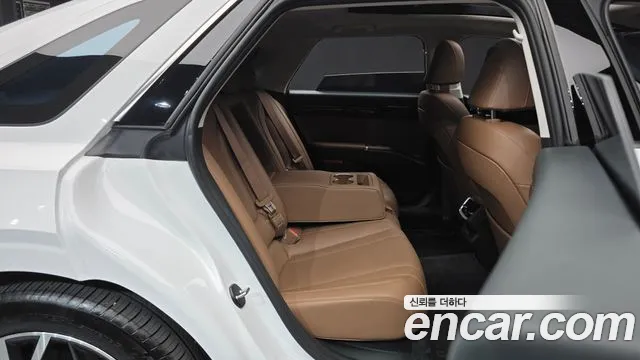 Hyundai Grandeur GN7 — Фото автомобиля 18