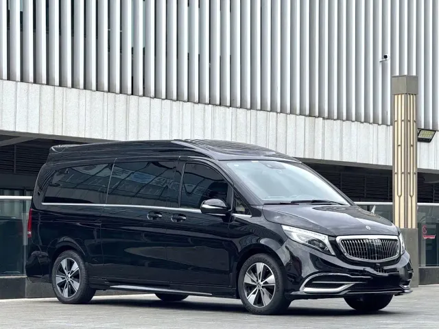 Mercedes-Benz V-Class — Фото автомобиля 3