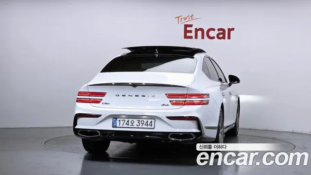 Genesis G80 Бензин 2.5 турбо AWD — Фото автомобиля 4