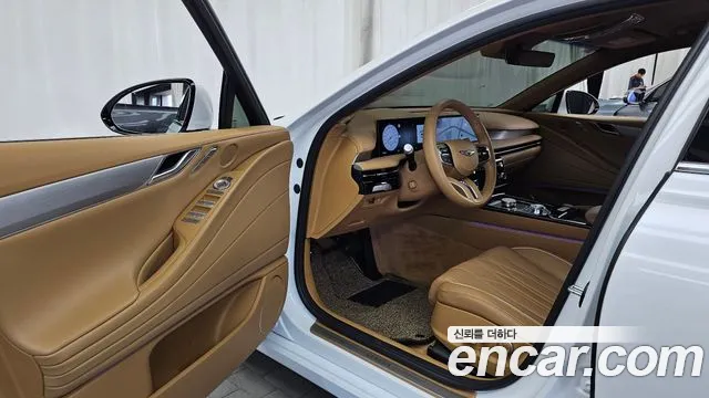 Genesis G80 RG3 — Фото автомобиля 15