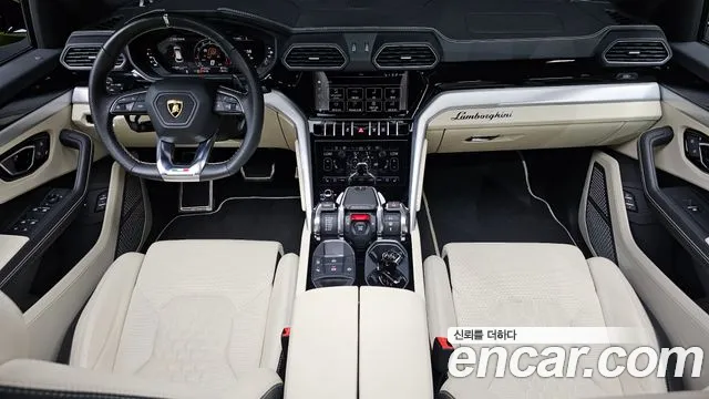 Lamborghini Urus — Фото автомобиля 7