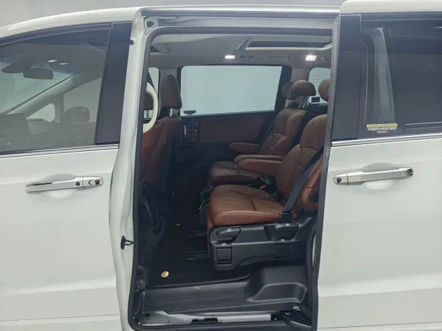 Honda Odyssey — Фото автомобиля 16