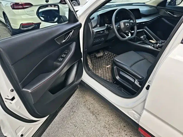Changan CS35 Plus — Фото автомобиля 15