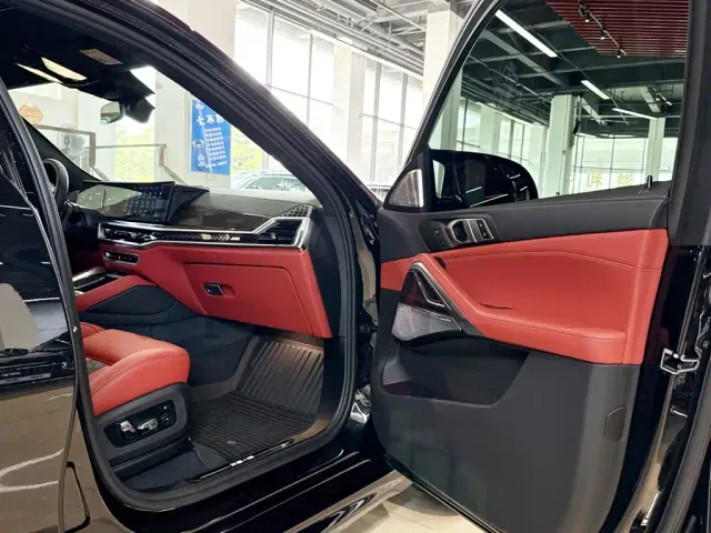 BMW X6 M — Фото автомобиля 26