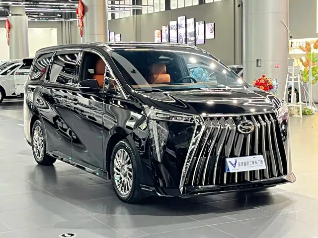GAC Trumpchi M8 — Фото автомобиля 3