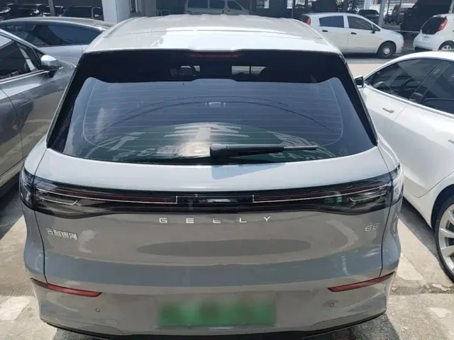 Geely Galaxy E5 — Фото автомобиля 5