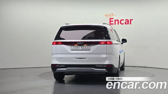 Kia Canival Carnival 4 поколение Дизель 9 мест Prestige — Фото автомобиля 4