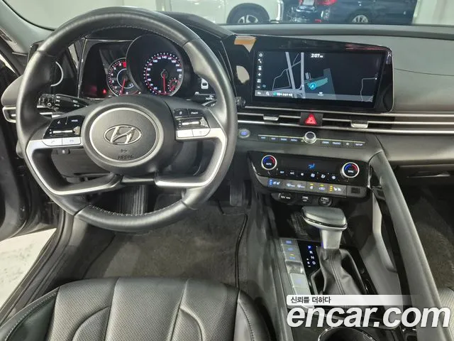 Hyundai Avante — Фото автомобиля 12