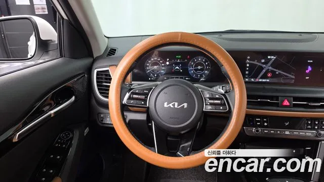 Kia Seltos — Фото автомобиля 19