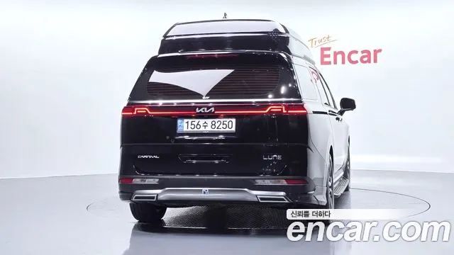 Kia Carnival 4th Gen — Фото автомобиля 4
