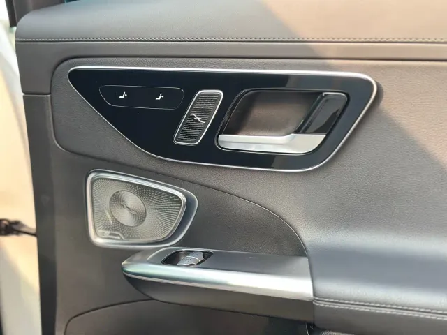 Mercedes-Benz C-Class — Фото автомобиля 27