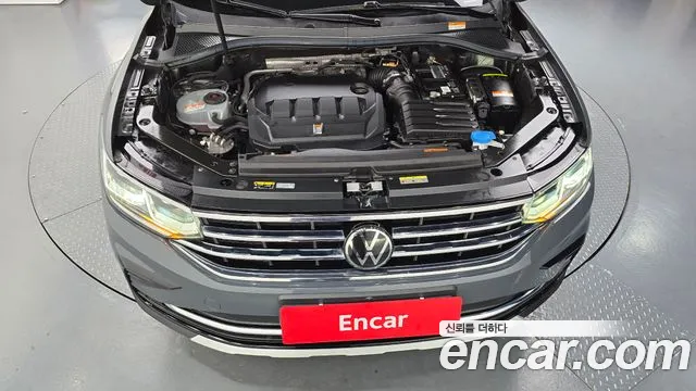 Volkswagen Tiguan 2nd Gen — Фото автомобиля 9