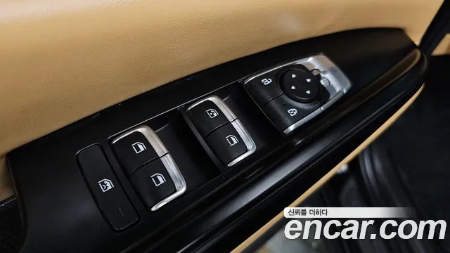 Kia Canival Carnival 4 поколение Бензин 9 мест Prestige — Фото автомобиля 17