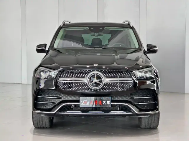 Mercedes-Benz GLE-Class — Фото автомобиля 2