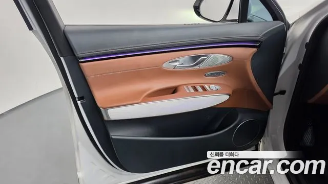 Genesis GV70 2.5T Бензин AWD — Фото автомобиля 21