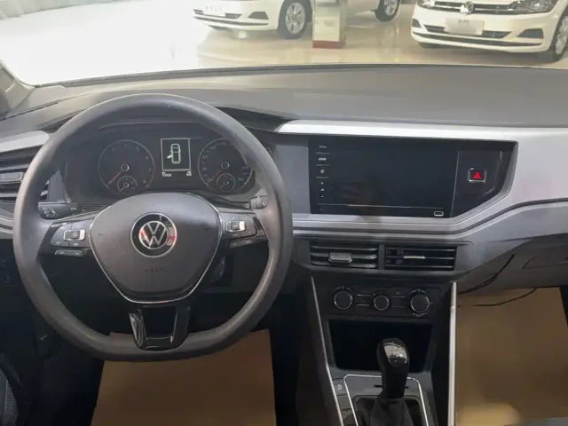 Volkswagen Polo — Фото автомобиля 11