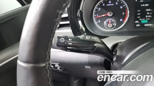 Kia K5 K5 3 поколение 2.0 LPI(Для проката) — Фото автомобиля 27