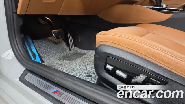 BMW 5 Series G30 — Фото автомобиля 18