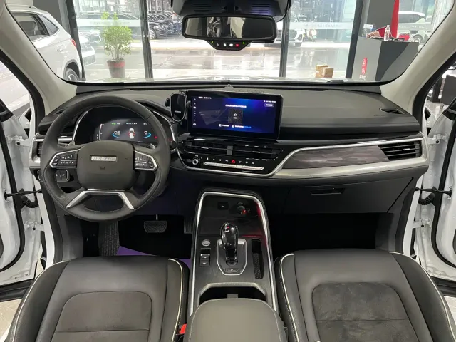 Haval H6 — Фото автомобиля 8