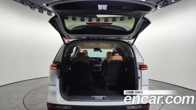 Kia Canival Carnival 4 поколение Дизель 9 мест Signature — Фото автомобиля 20