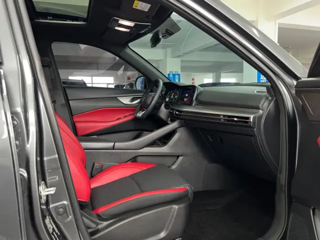 Changan CS35 Plus — Фото автомобиля 12