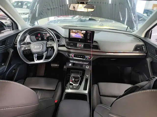 Audi Q5L — Фото автомобиля 9