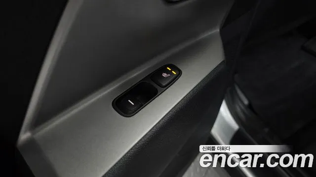 Kia Niro — Фото автомобиля 20