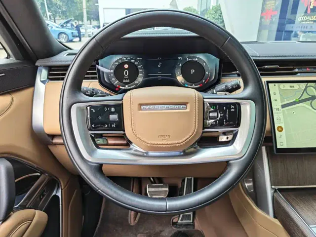 Land Rover Range Rover — Фото автомобиля 11
