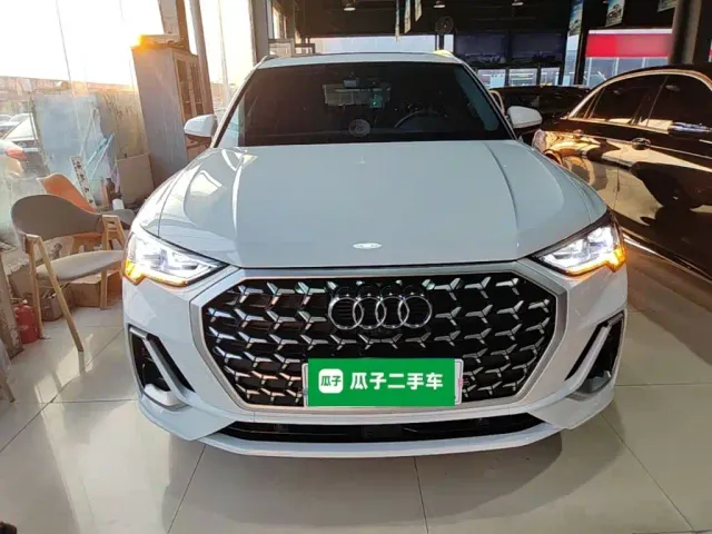 Audi Q3 — Фото автомобиля 2