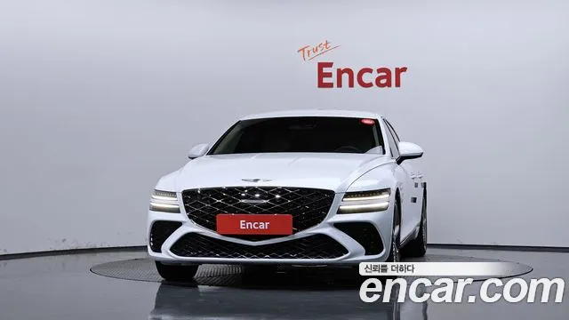 Genesis G80 RG3 — Фото автомобиля 3