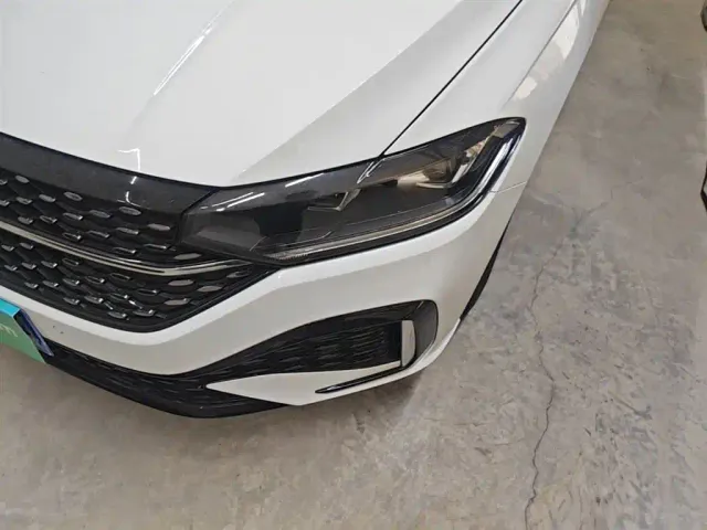 Volkswagen Lavida — Фото автомобиля 23